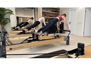 Студия пилатеса Pure Pilates Studio